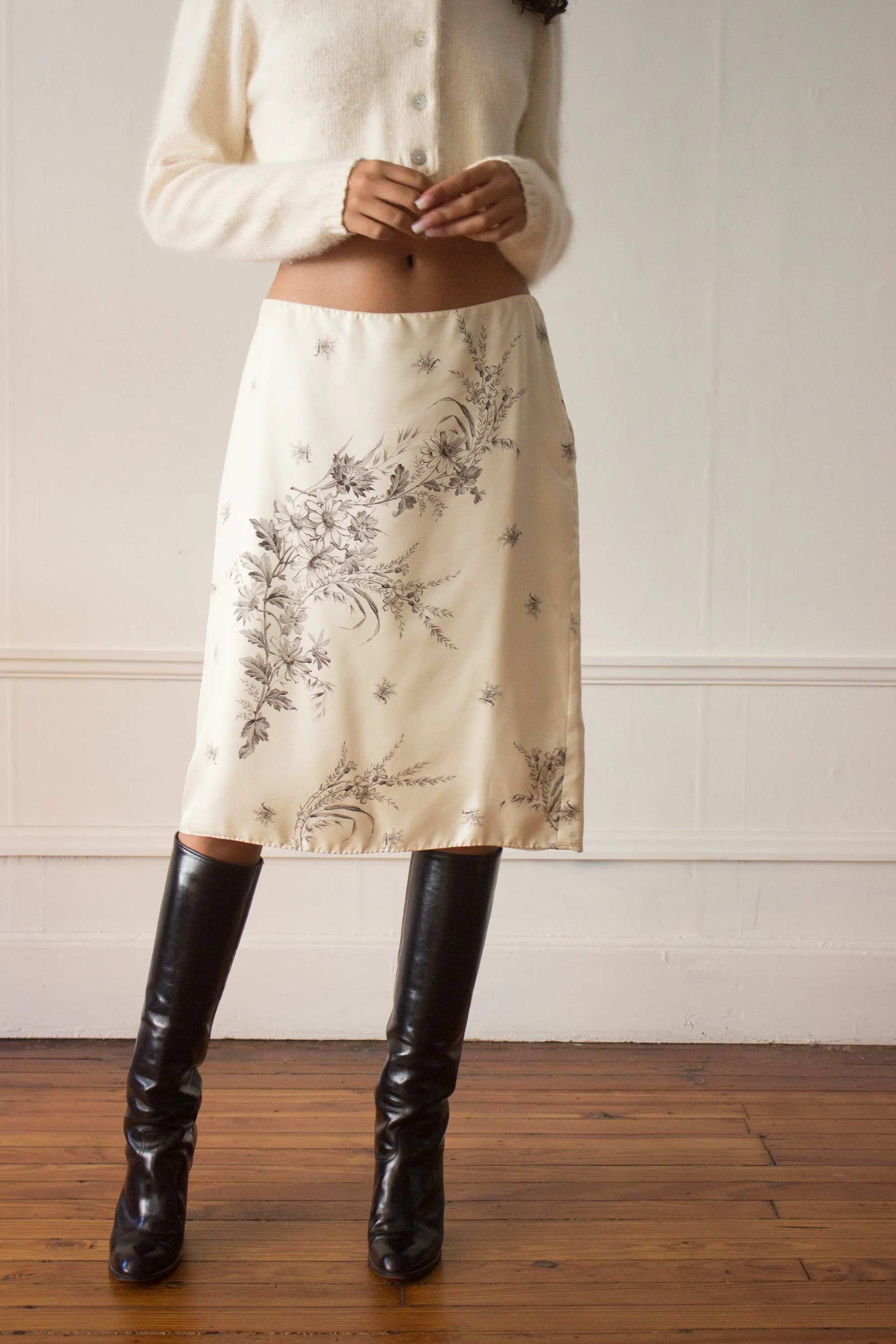 スカート Prada Ivory silk skirt White Embroidered satin skirt | PRADA